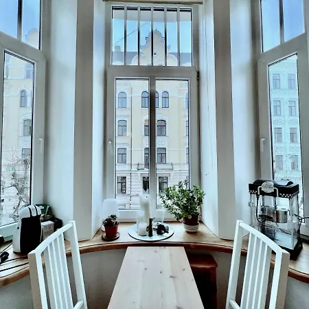 Art Nouveau Masterpiece Experience Apartment *